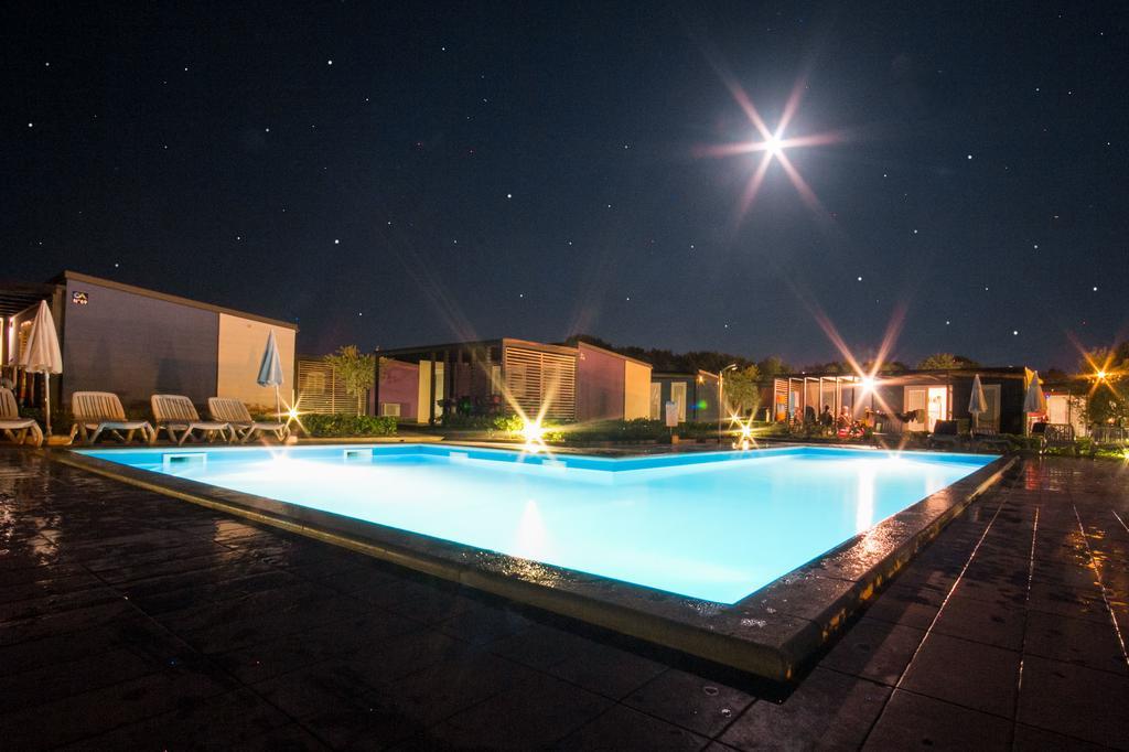 Camping Adria Mobile Homes In Camping Kastanija Novigrad  ภายนอก รูปภาพ