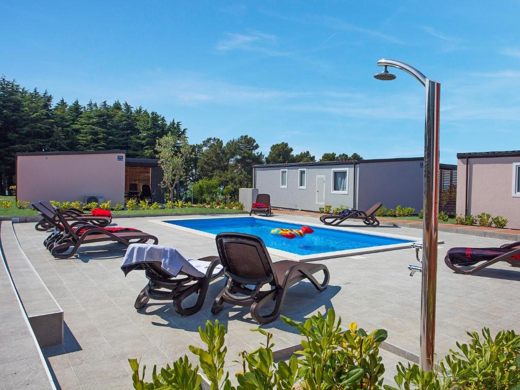 Camping Adria Mobile Homes In Camping Kastanija Novigrad  ภายนอก รูปภาพ