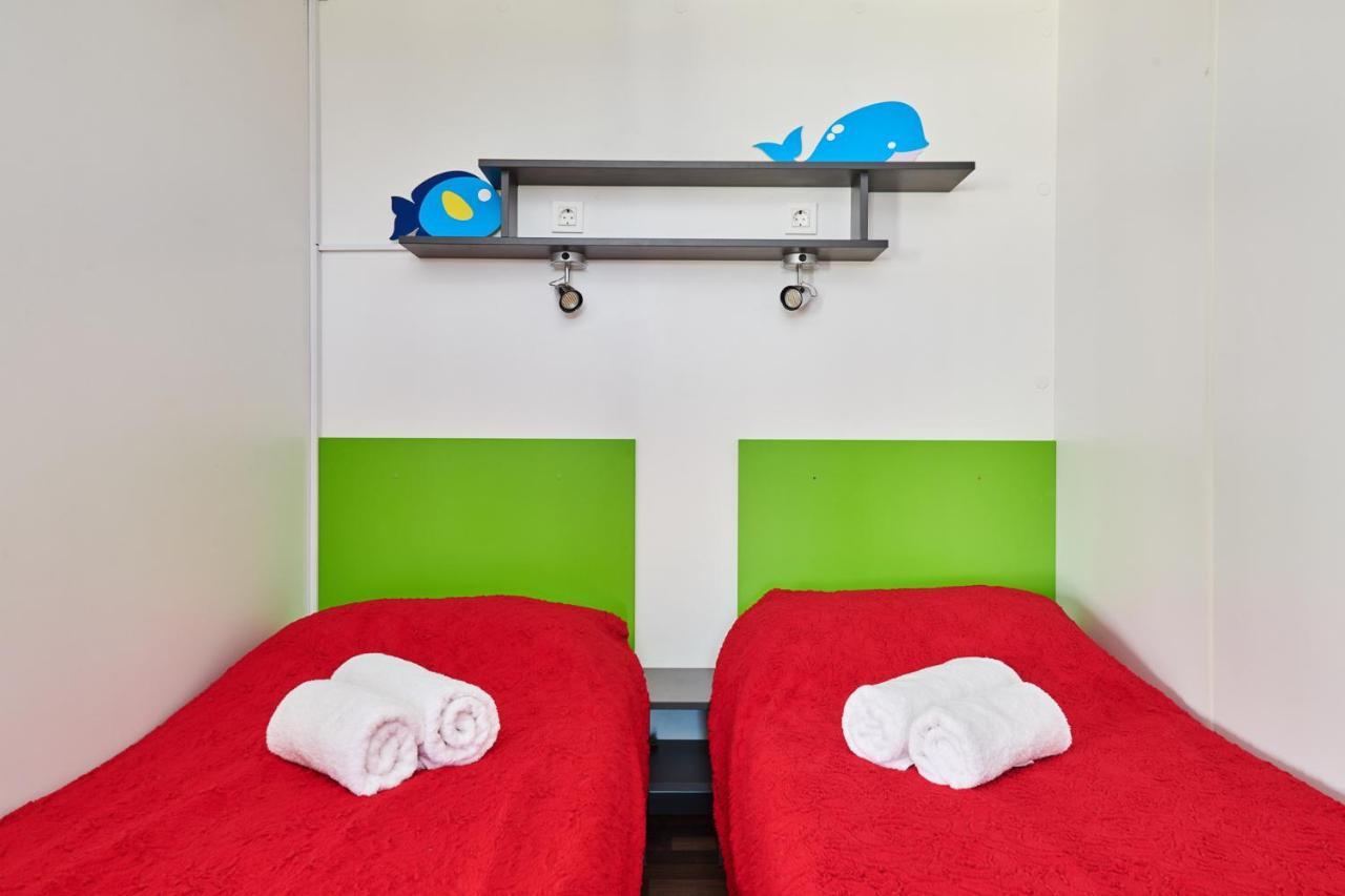Camping Adria Mobile Homes In Camping Kastanija Novigrad  ภายนอก รูปภาพ